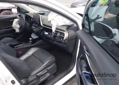 2021 Toyota C-Hr Limited from USA, damaged, VIN NMTKHMBX3MR138698